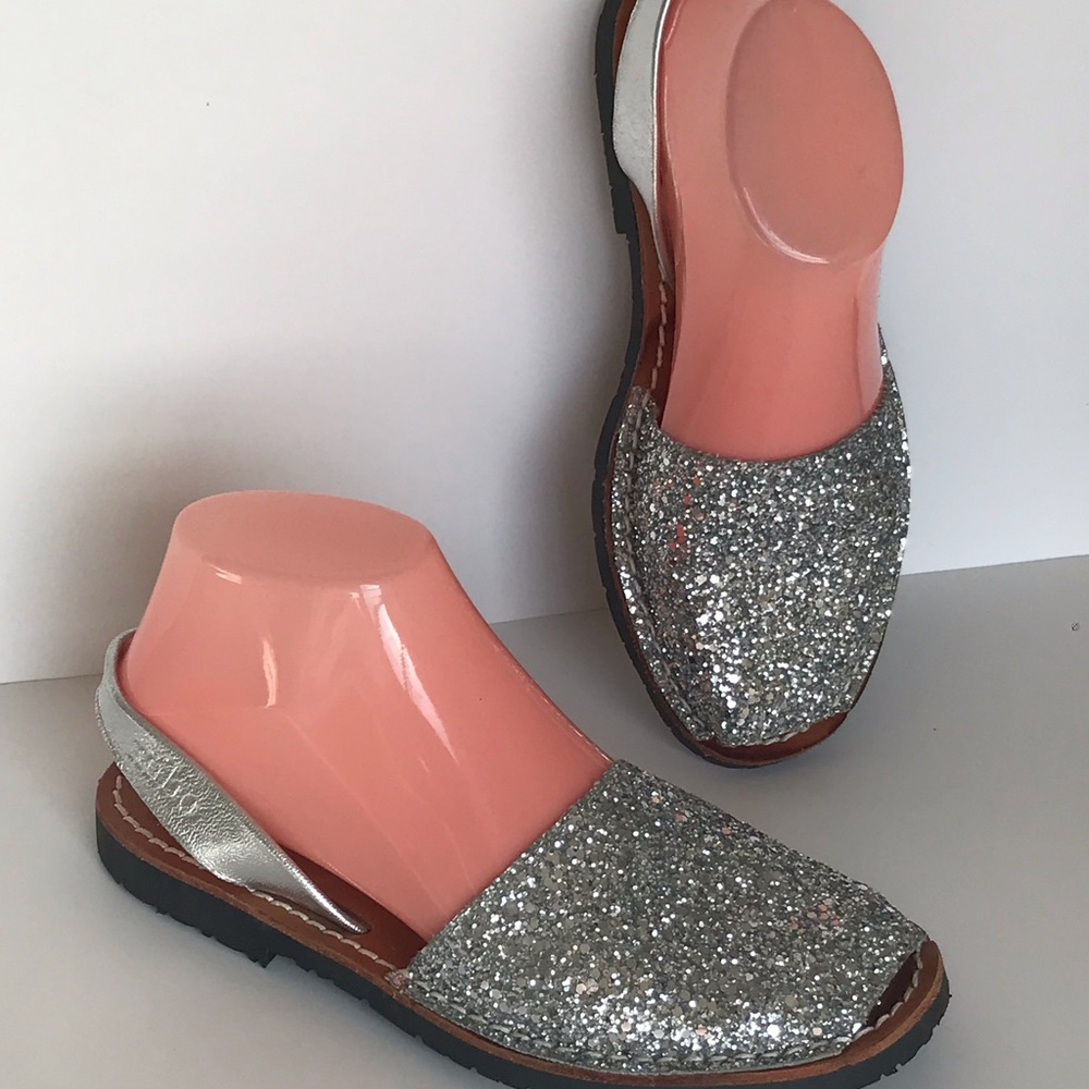 Mibo Avarca Silver Glitter Leather Sling Back Peep Toe Hand Made size 37 US 6.5